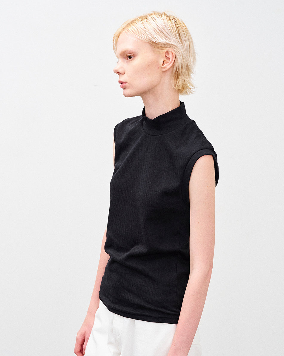 MOCK NECK TEE SLEEVELESS