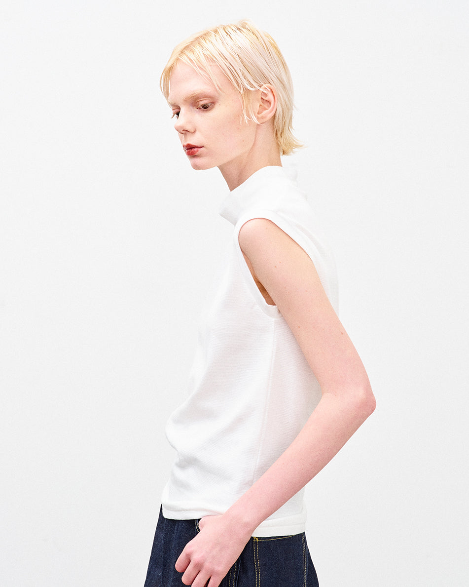 MOCK NECK TEE SLEEVELESS