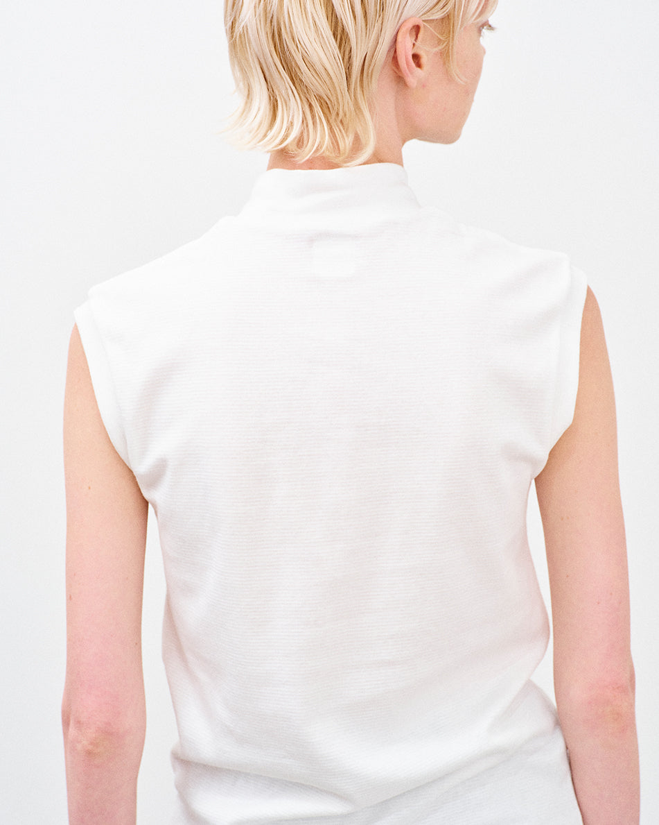 MOCK NECK TEE SLEEVELESS