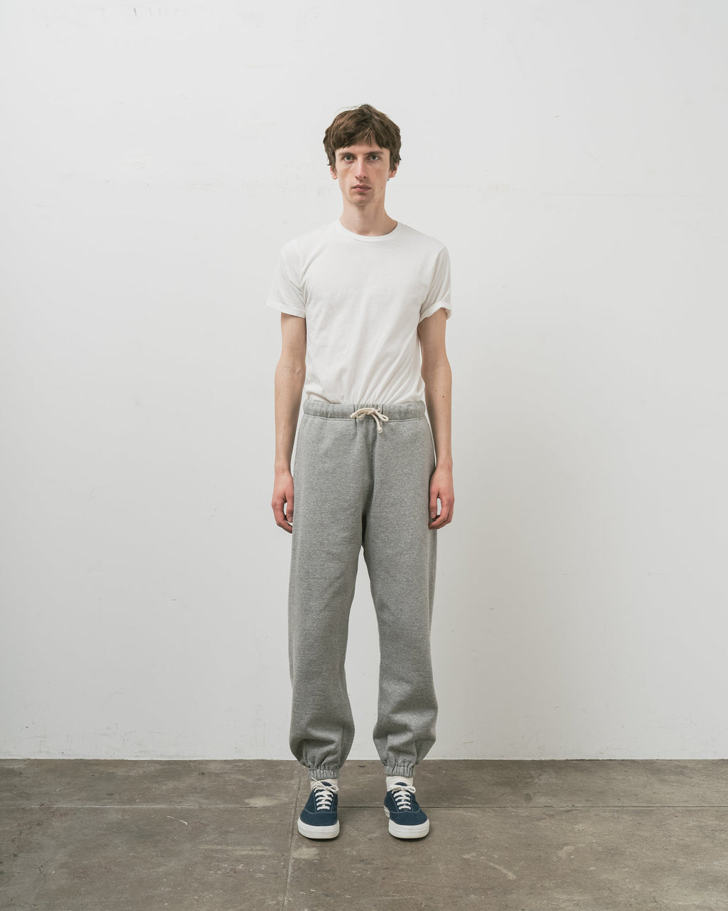 SWEAT PANTS / GRAY