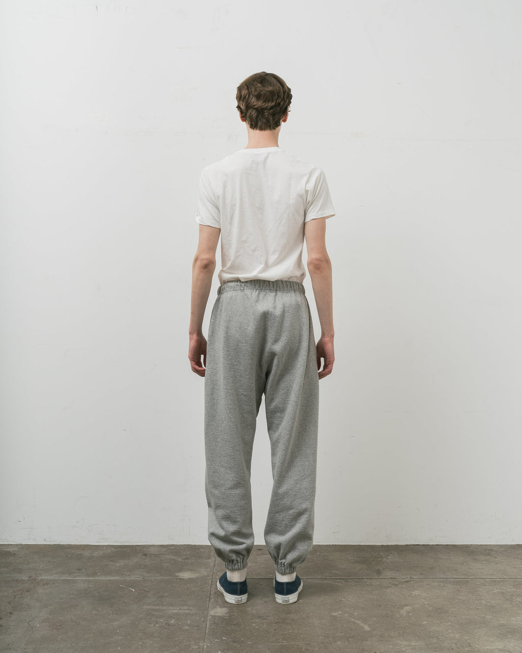 SWEAT PANTS / GRAY