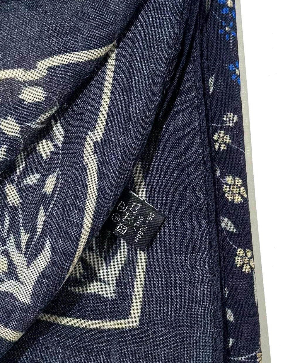 UNICORN SCARF SQUARE